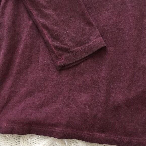 Ultra Flirt | Long Sleeve Cut Out Maroon Top | M - Picture 3 of 6